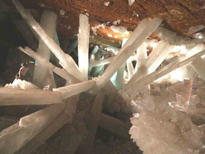 The cave of the Giant Crystals in the Naica Mine of Chihuahua, Mexico. Can you imagine what the energy in here must be like??? 